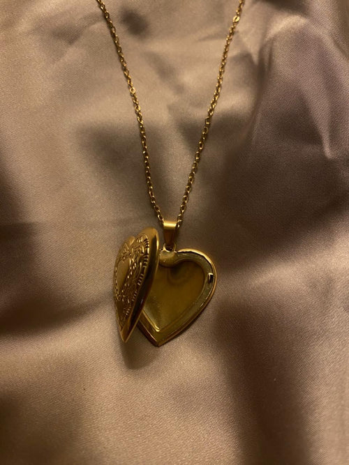 heart locket necklace