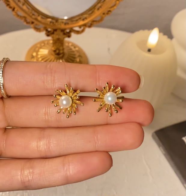 sparling flower earrings